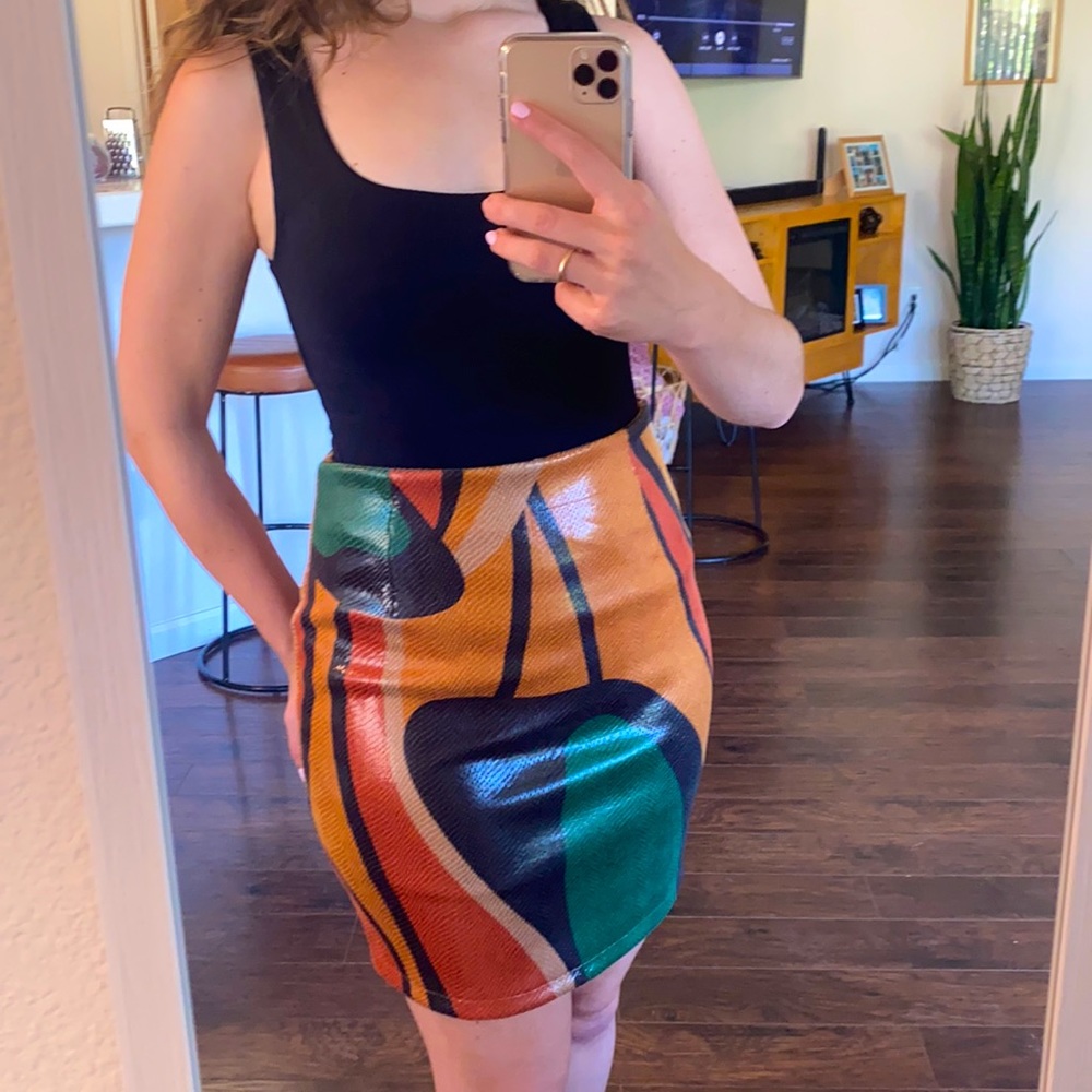 Short Leather multicolor skirt. Size Medium.